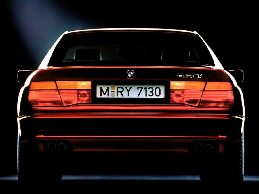  BMW 850i 1989 года  (фото 7 из 27)